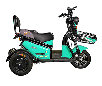 Is a 3 Wheel or 4 Wheel Mobility Scooter Better for You?