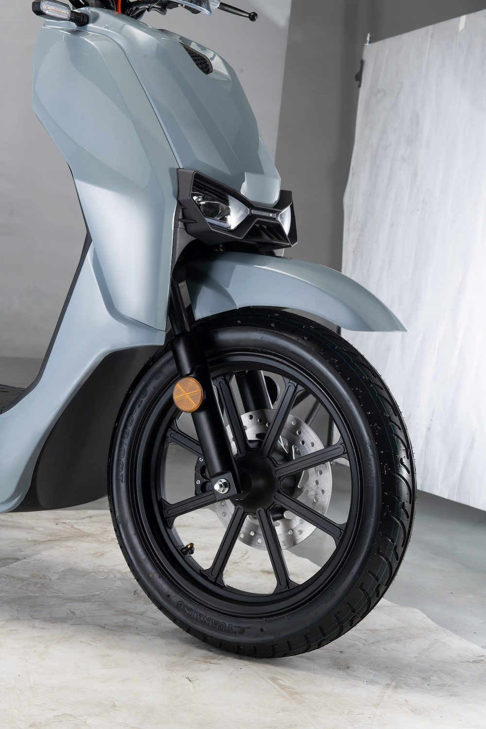 KN4 Electric Motorcycle Scooter